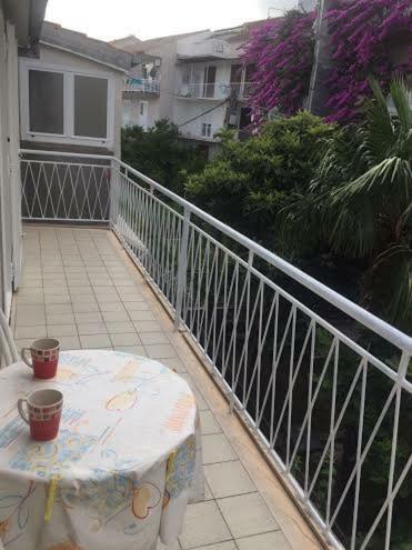 Pavlinovic Jure Apartment Makarska Exterior foto