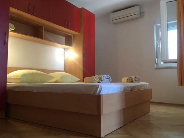 Pavlinovic Jure Apartment Makarska Exterior foto